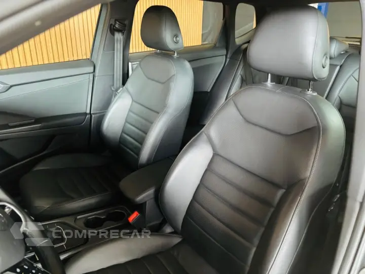 TAOS 1.4 250 TSI TOTAL FLEX HIGHLINE AUTOMÁTICO