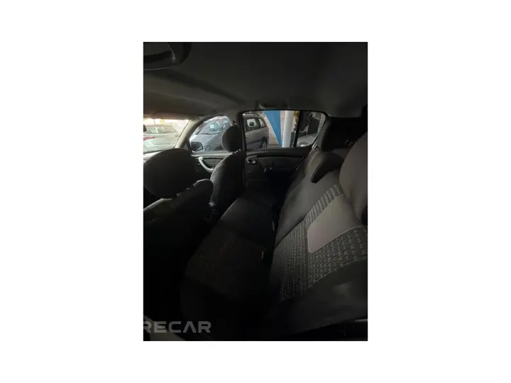 SANDERO 1.6 PRIVILÉGE 16V FLEX 4P AUTOMÁTICO