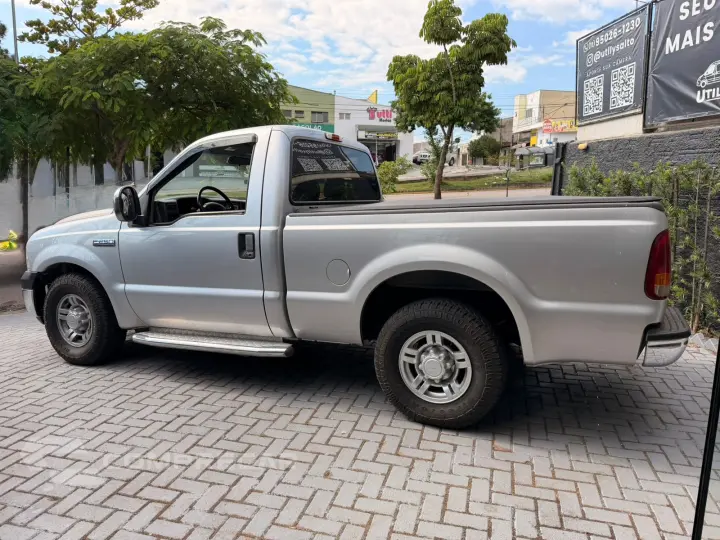 F-250 3.9 XLT 4X2 CS