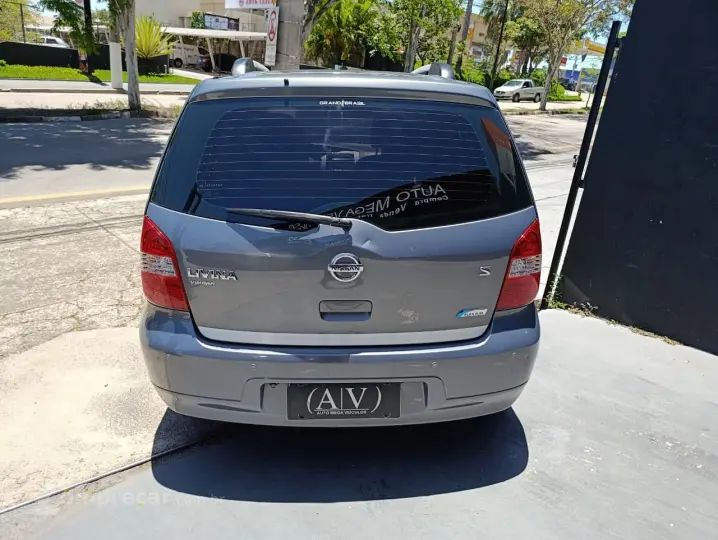 LIVINA 1.8 S 16V