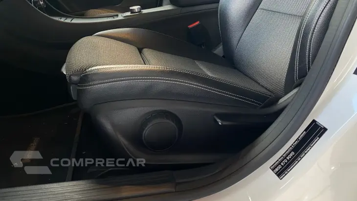 MERCEDES-BENZ CLA 180 1.6 CGI 7G-DCT