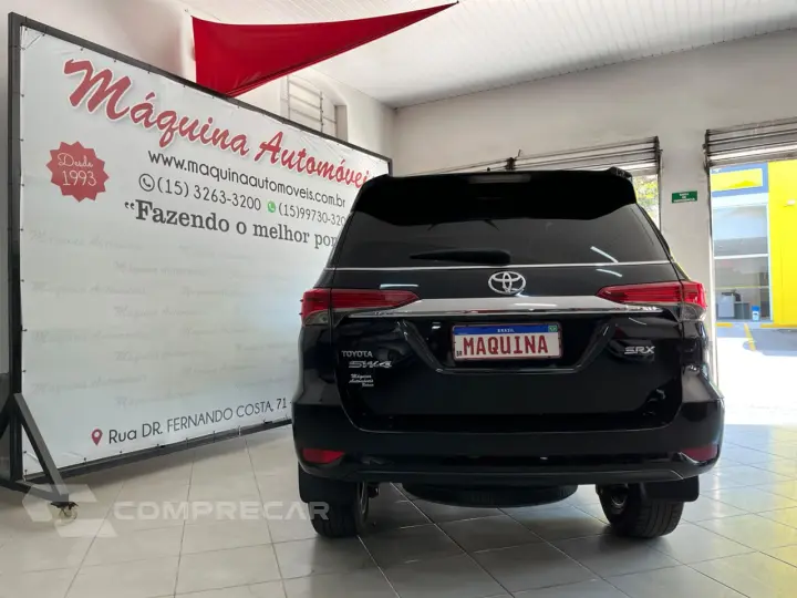 HILUX SW4 2.8 D-4d Turbo SRX 4X4