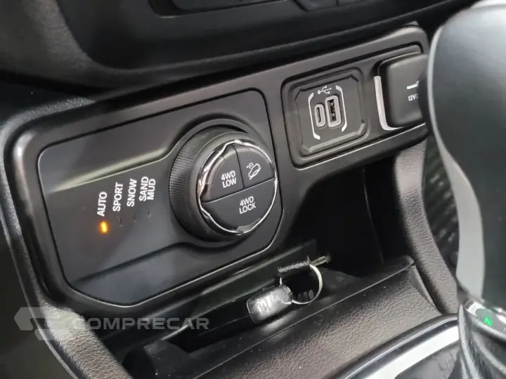 Renegade S T270 1.3 TB 4x4 Flex Aut.