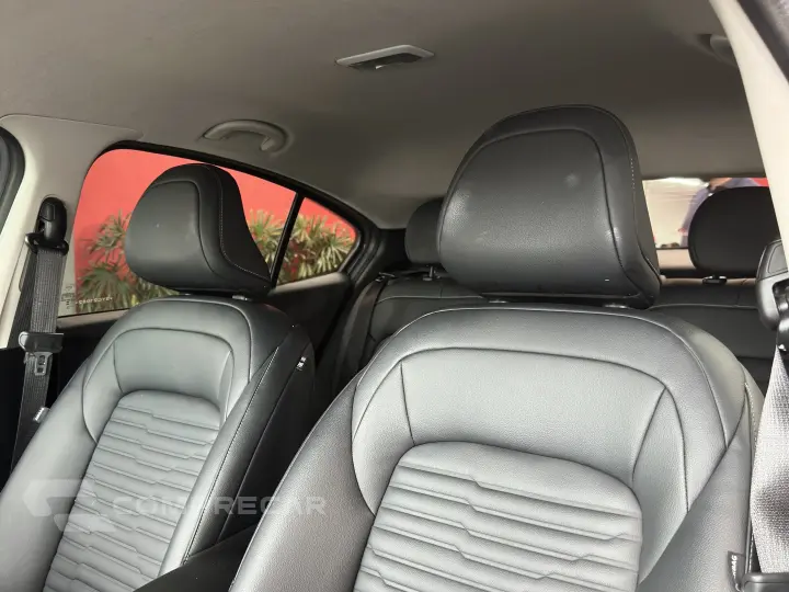 FASTBACK 1.0 TURBO 200 HYBRID AUDACE CVT