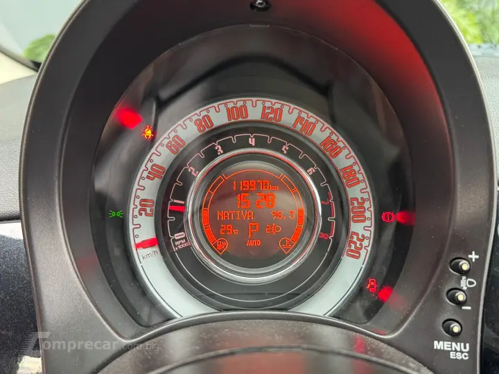 500 1.4 Lounge AIR 16V