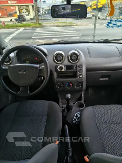 FIESTA 1.6 MPI Sedan 8V