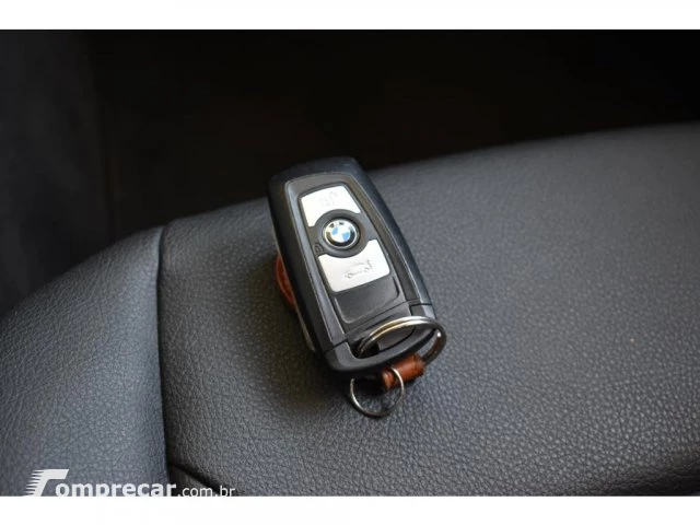 320i - 2.0 16V TURBO ACTIVE 4P AUTOMÁTICO