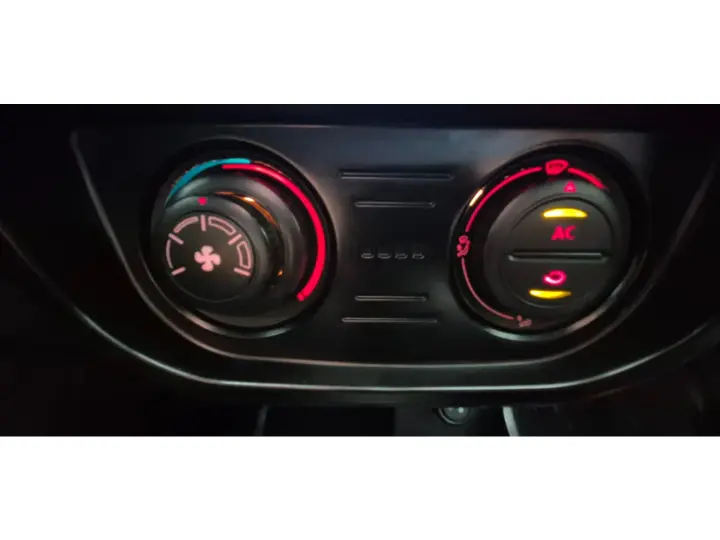 SPACEFOX 1.6 MI SPORTLINE 8V FLEX 4P MANUAL