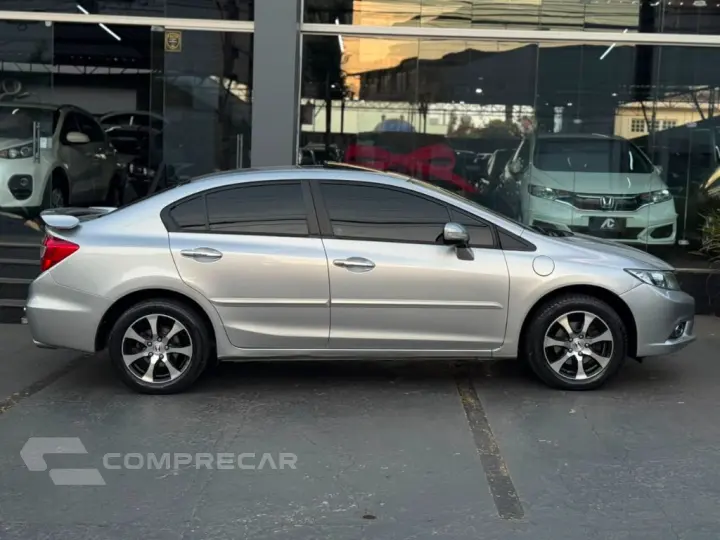 Civic Sedan EXS 1.8/1.8 Flex 16V Aut. 4p