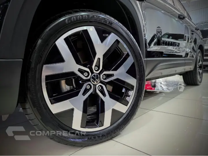 TAOS 1.4 250 TSI TOTAL FLEX HIGHLINE AUTOMÁTICO