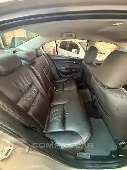 CITY 1.5 EX Sedan 16V