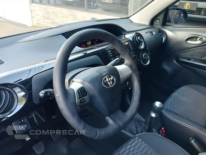 Etios Cross 1.5 16V 4P