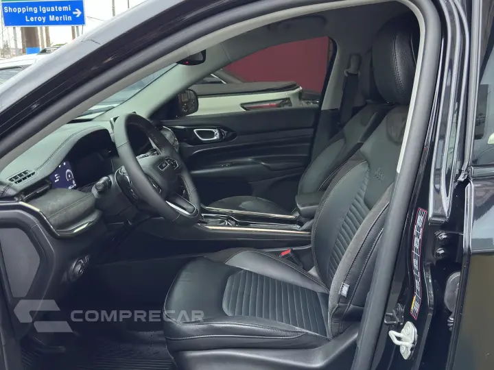 COMMANDER 1.3 T270 TURBO FLEX LIMITED AT6