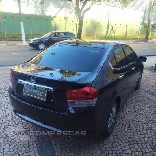 CITY Sedan EX 1.5 Flex 16V 4p Aut.