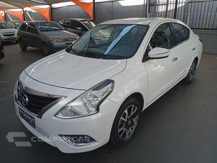 VERSA 1.6 16V Unique