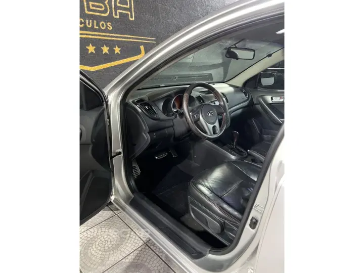CERATO 1.6 SX2 16V GASOLINA 4P AUTOMÁTICO
