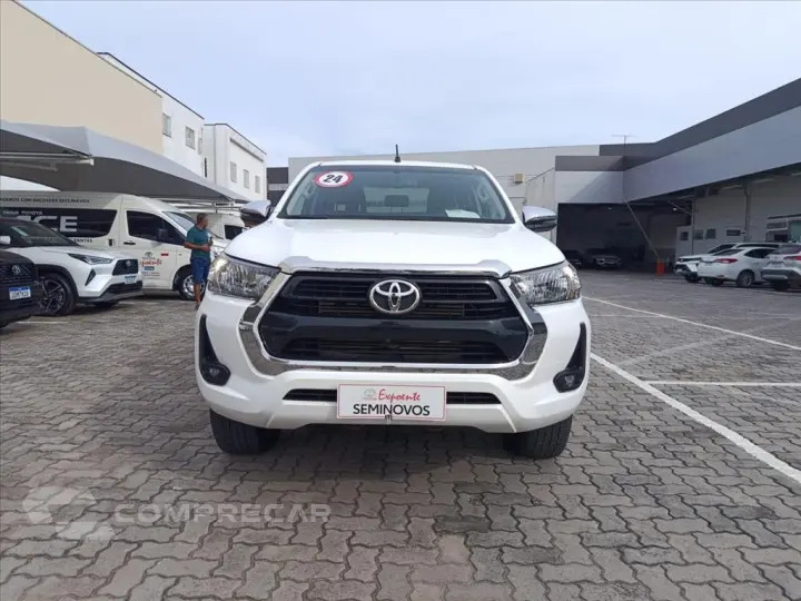 HILUX 2.8 D-4D TURBO DIESEL CD SRV 4X4 AUTOMÁTICO