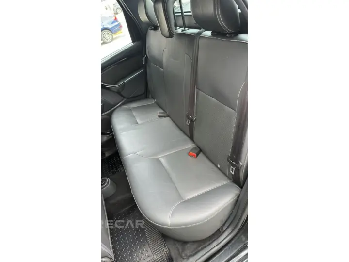 DUSTER OROCH 2.0 16V HI-FLEX DYNAMIQUE AUTOMÁTICO