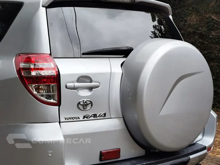 RAV4 2.4 4X2 16V GASOLINA 4P AUTOMÁTICO