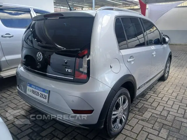 CROSS UP - 1.0 TSI 12V 4P MANUAL