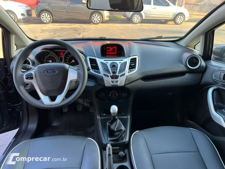FIESTA 1.6 SE Sedan 16V