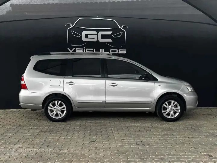 GRAND LIVINA 1.8 S 16V FLEX 4P MANUAL