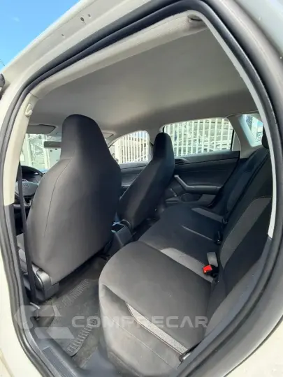 Polo Track 1.0 Flex 12V 5p