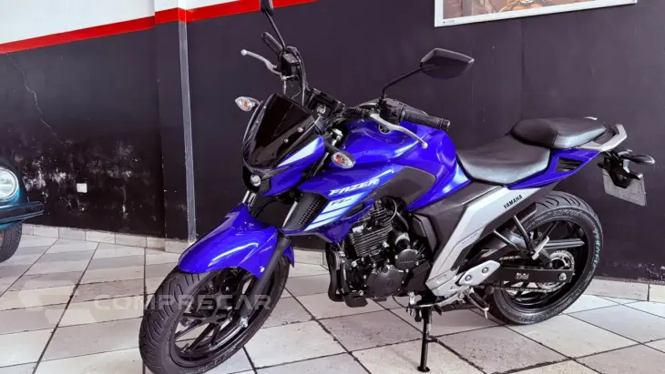 FZ25 ABS