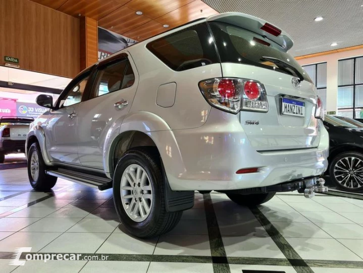 HILUX SW4 SR 4X2 2.7 AUTOM GG