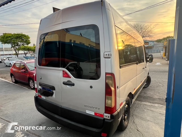 Master 2.3 16V 4P DCI DIESEL MINIBUS EXECUTIVE L3H2 16 LUGAR
