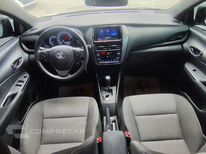 YARIS 1.3 16V XL LIVE MULTIDRIVE