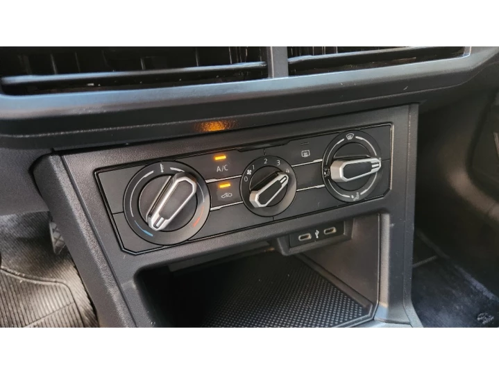 POLO 1.0 MPI TRACK MANUAL