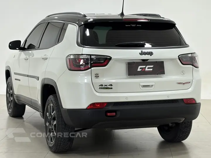 COMPASS 2.0 16V DIESEL TRAILHAWK 4X4 AUTOMÁTICO