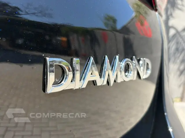 HILUX SW4 - 2.8 D-4D TURBO DIAMOND 7L 4X4 AUTOMÁTICO