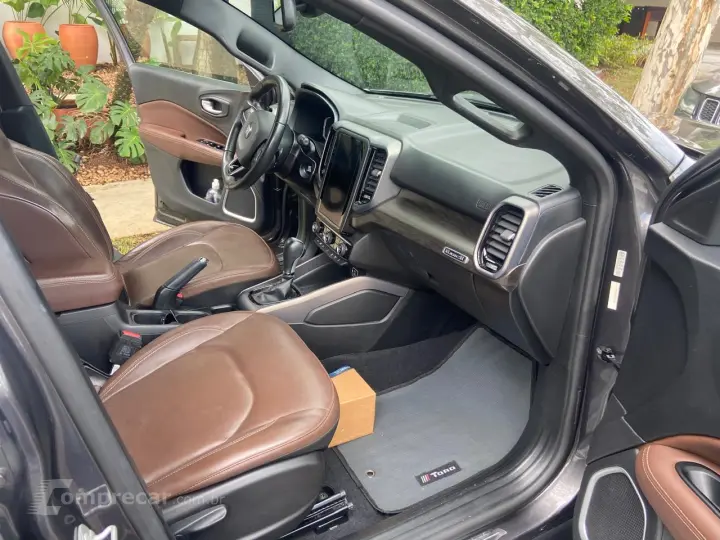 TORO 2.0 16V Turbo Ranch 4WD AT9