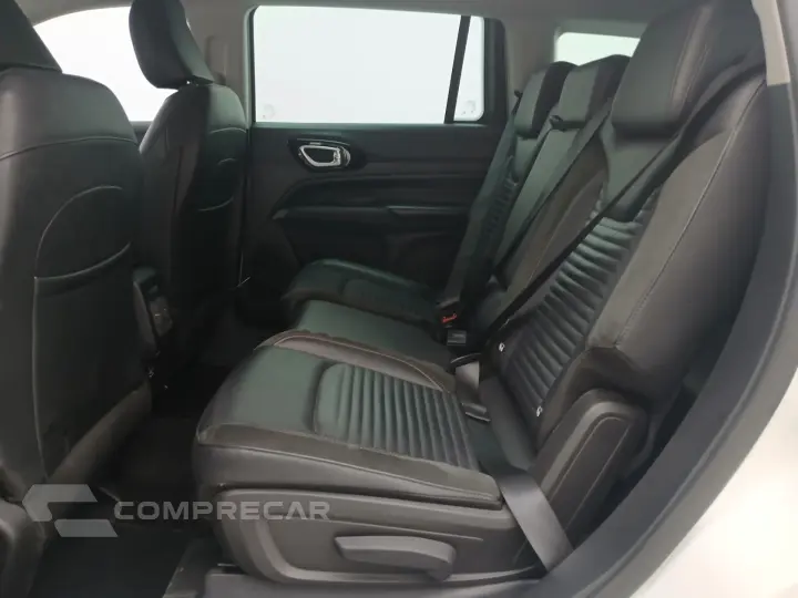 COMMANDER 1.3 T270 TURBO FLEX LIMITED AT6