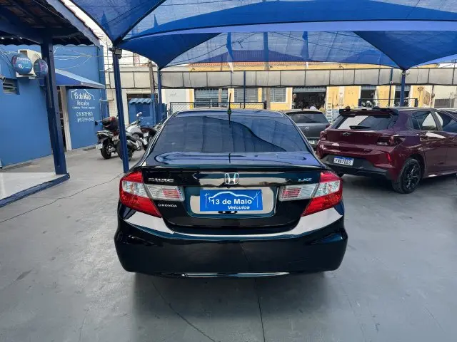 CIVIC - 1.8 LXS 16V 4P AUTOMÁTICO