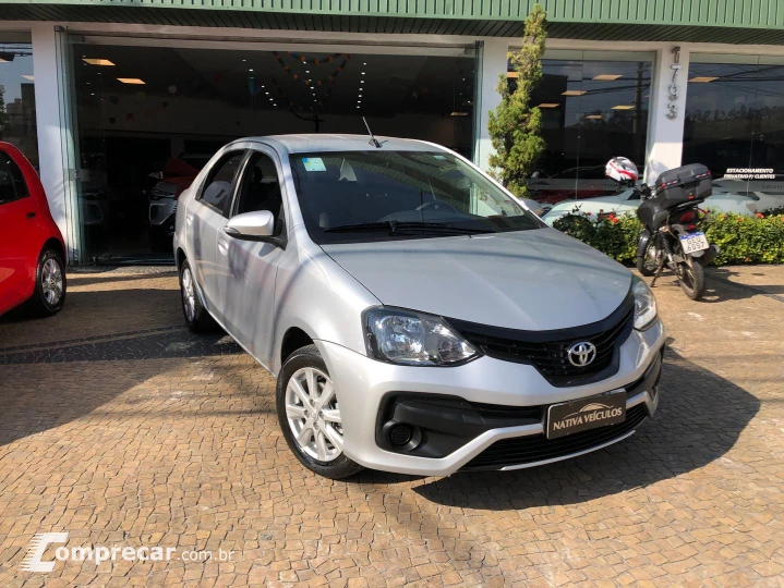Etios 1.5 X Plus Sedan 16V Flex 4P Automático