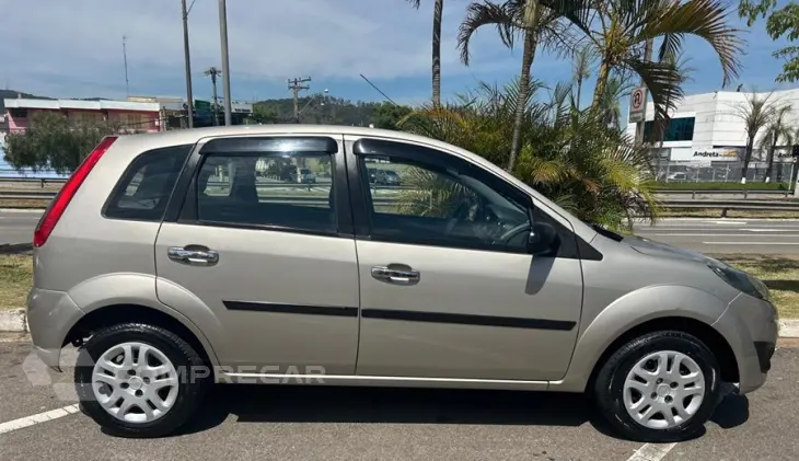 FIESTA 1.6 MPI Class Hatch 8V