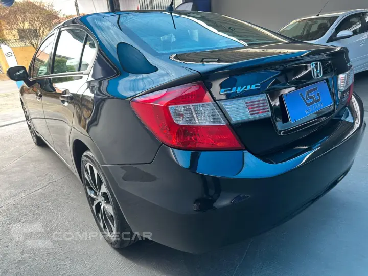 Civic 2.0 16V 4P FLEX LXR AUTOMÁTICO