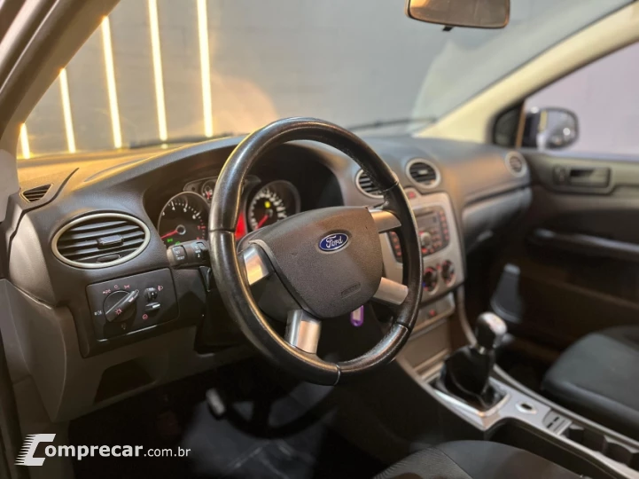 FOCUS 1.6 8V