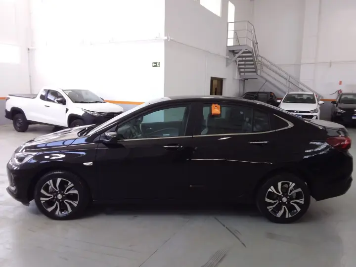 ONIX 1.0 TURBO FLEX PLUS PREMIER AUTOMÁTICO