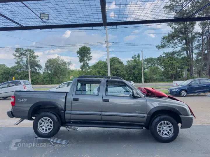 S10 2.4 ADVANTAGE CABINE DUPLA