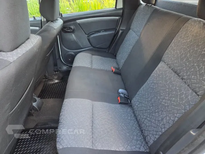 DUSTER Expression 1.6 Hi-Flex 16V Mec.