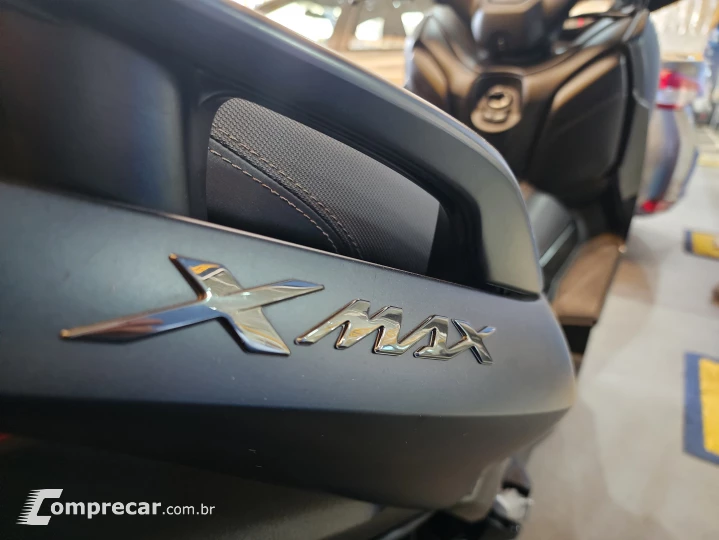 Xmax