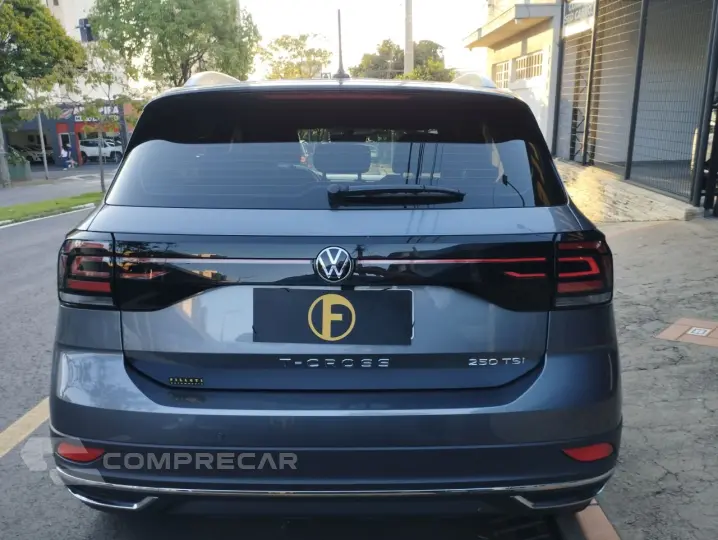 T-Cross 1.4 4P 250 TSI FLEX HIGHLINE AUTOMÁTICO