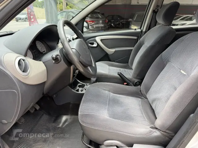 SANDERO - 1.6 PRIVILÉGE 16V 4P MANUAL