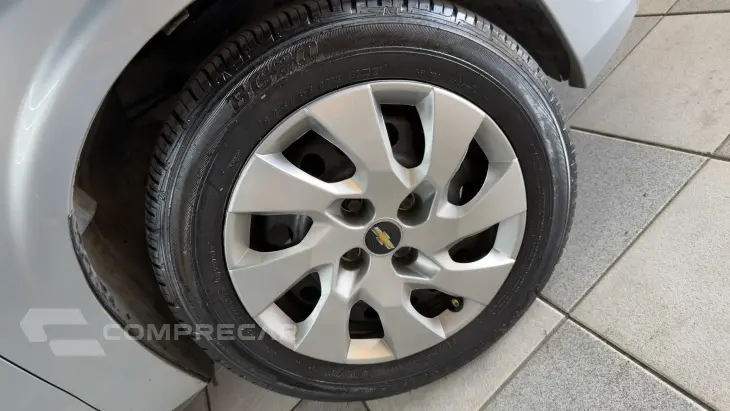 CELTA 1.0 MPFI LT 8V