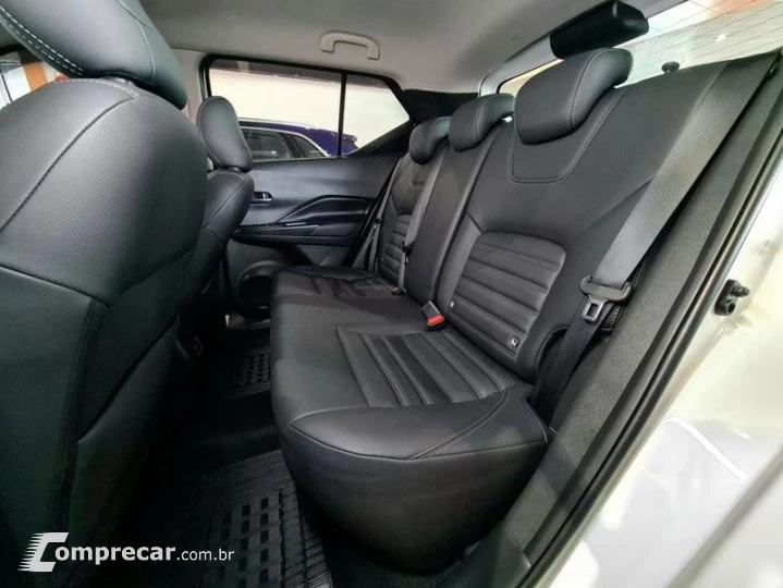 KICKS ADVANCE CVT