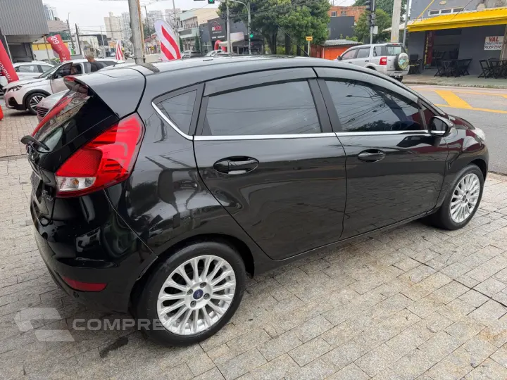 FIESTA 1.6 Titanium Hatch 16V